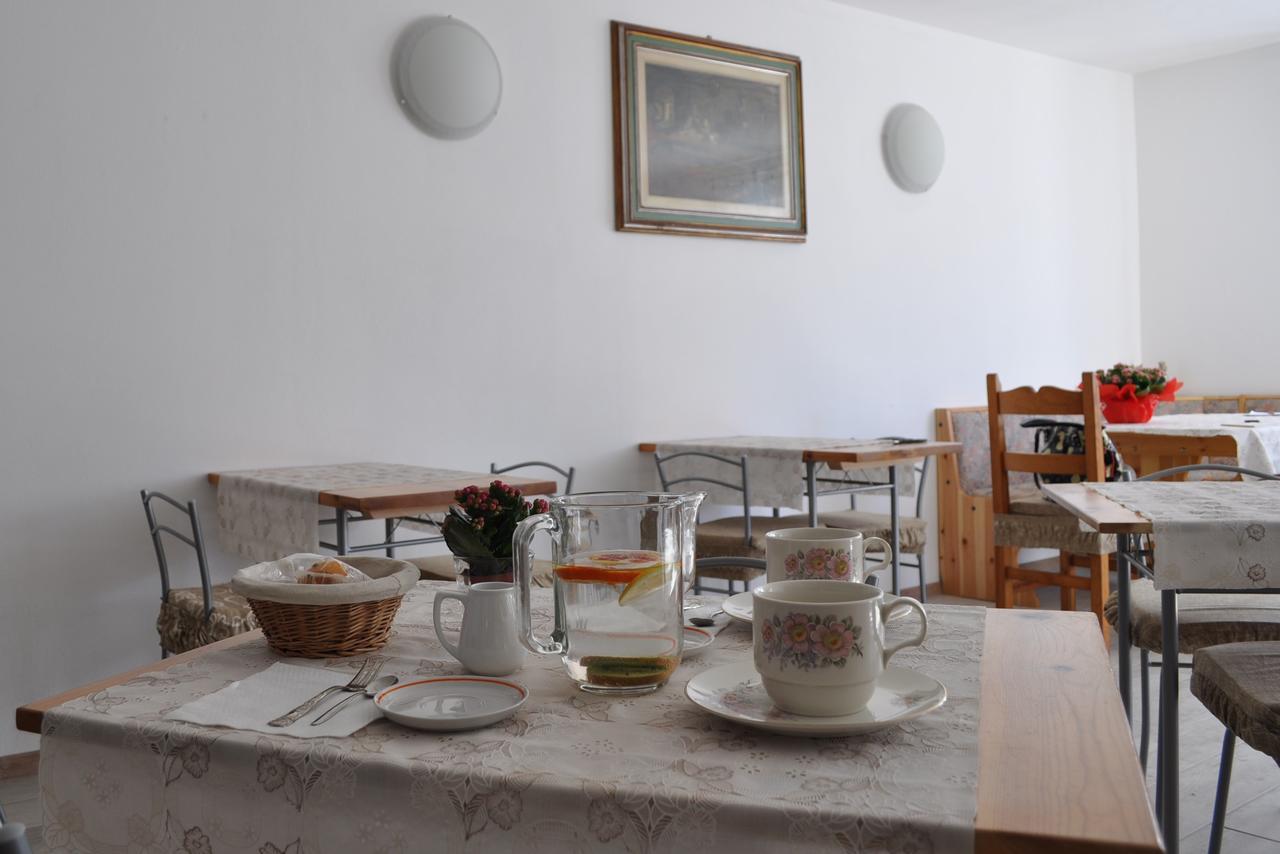 Il Girasole Hotel Saint-Vincent Ngoại thất bức ảnh